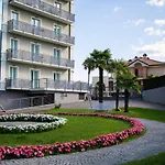 Carl&do Aparthotel 4*