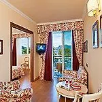 Aparthotel Carl&do Baveno