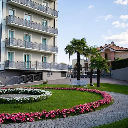 Carl&do Ξενοδοχείο με διαμερίσματα 4*