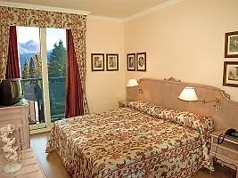 Ξενοδοχείο με διαμερίσματα Carl&do 4*