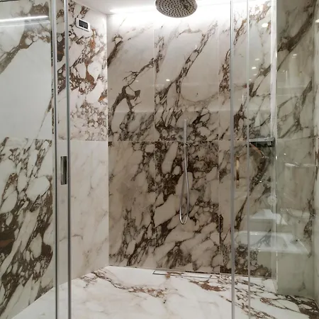 Ξενοδοχείο με διαμερίσματα Carl&do 4*