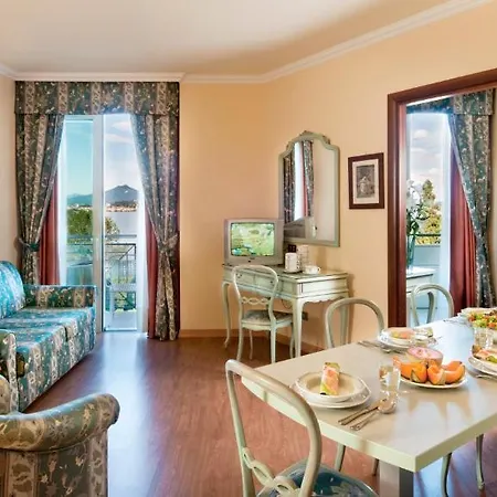 Carl&do Μπαβένο