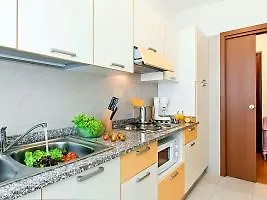 Apart Otel Carl&do Baveno