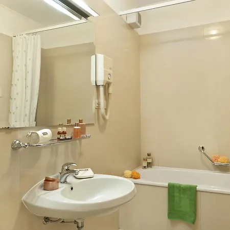 Carl&do Ξενοδοχείο με διαμερίσματα 4*