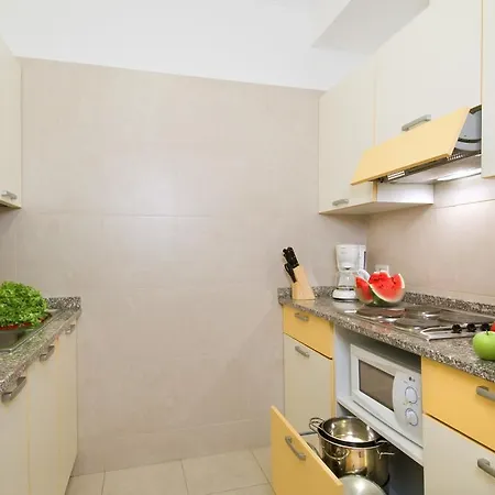 Carl&do 4* Μπαβένο