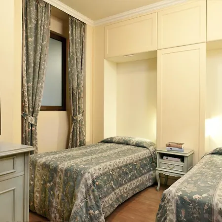 Ξενοδοχείο με διαμερίσματα Carl&do