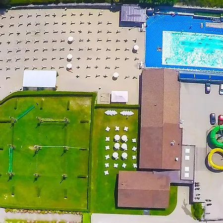 Carl&do Ξενοδοχείο με διαμερίσματα 4*