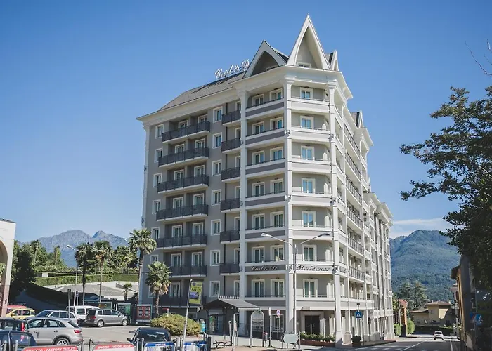 Aparthotel Carl&do Baveno