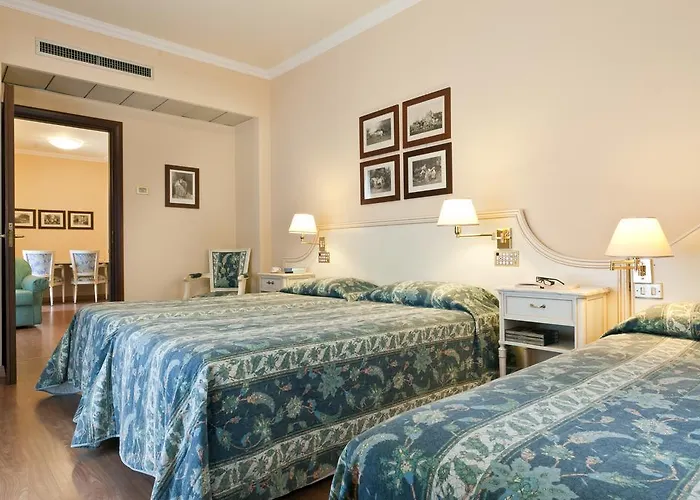 Aparthotel Carl&do 4*